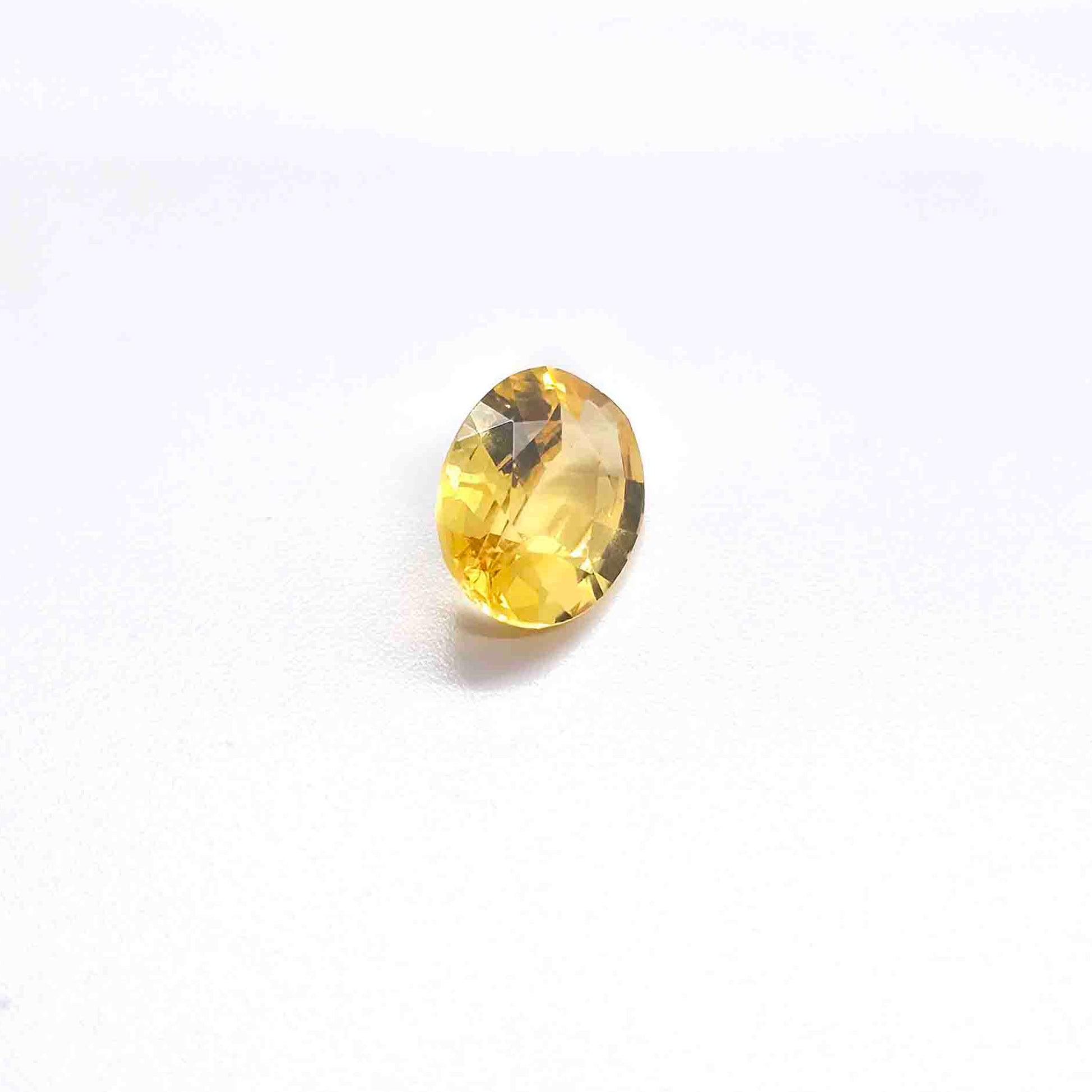 0.96 carat Natural Unheated Yellow Sapphire from Sri Lanka Oval Cut High Clarity Gemstone